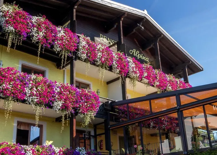 Cafe Alpina Guest house Innsbruck