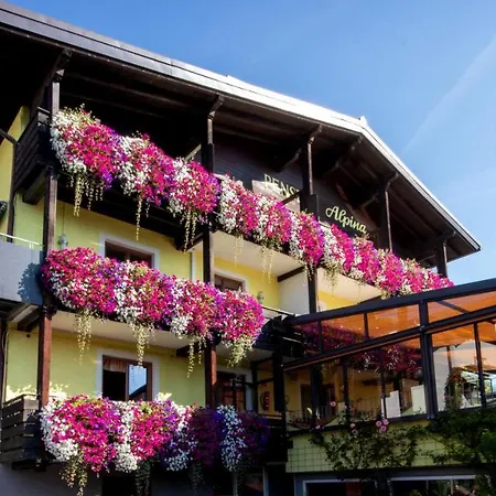 Gæstehus Cafe Alpina Innsbruck